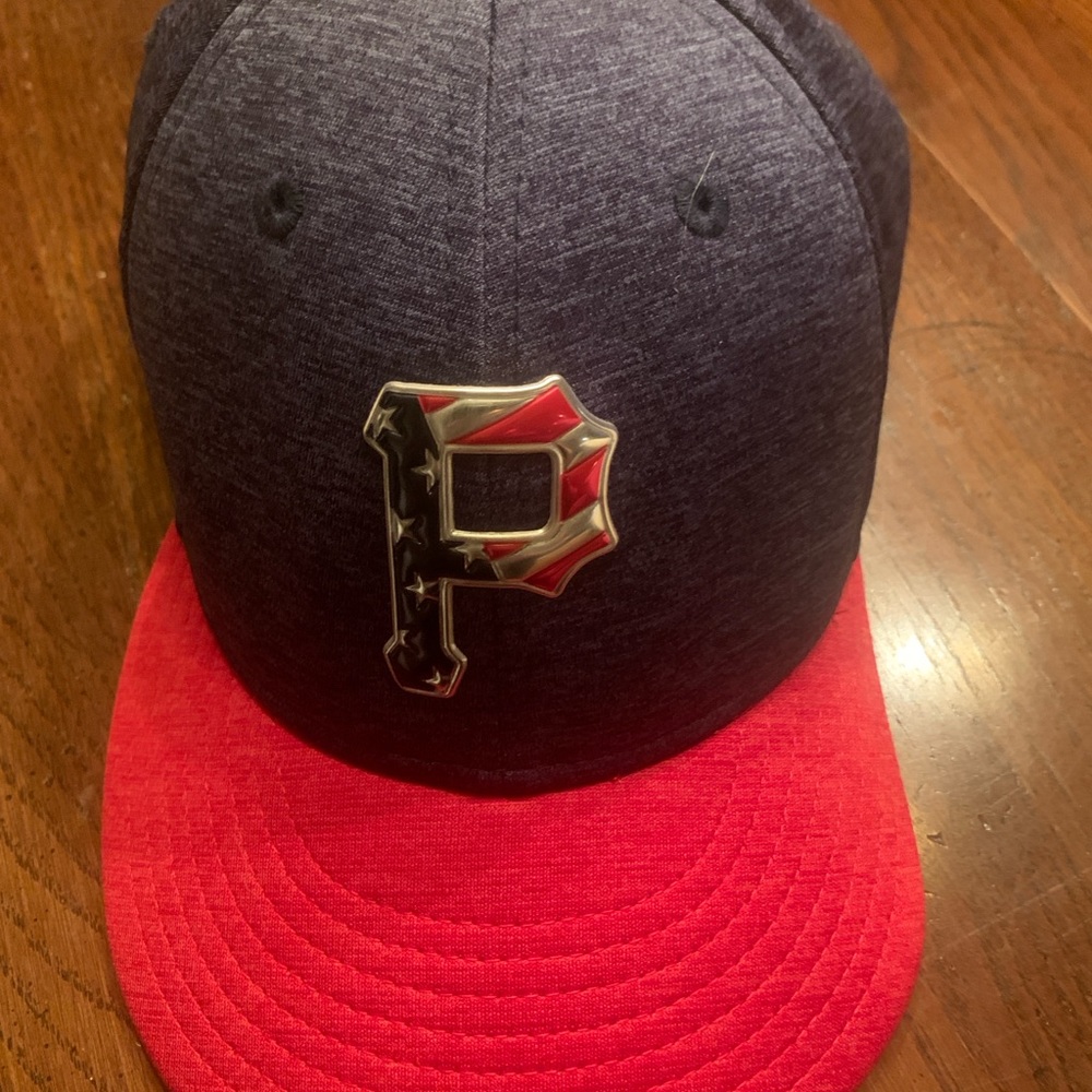 Pittsburgh Pirates New Era 2017 Stars & Stripes 59Fifty fitted hat